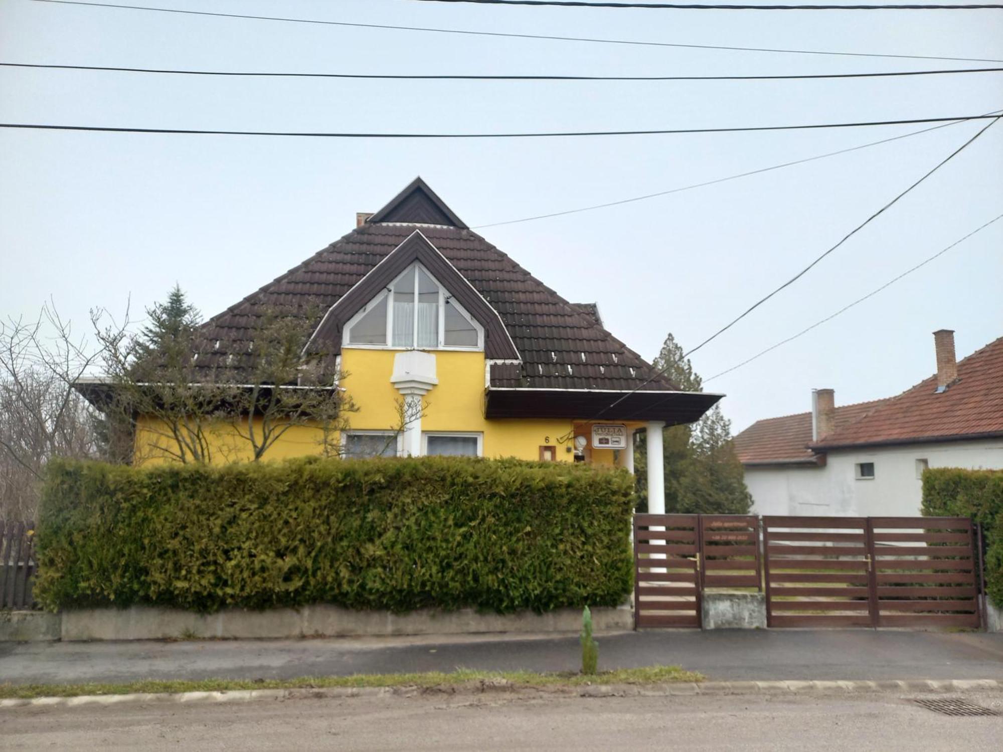Ferienwohnung Julia Vendeghaz Sárospatak Exterior foto