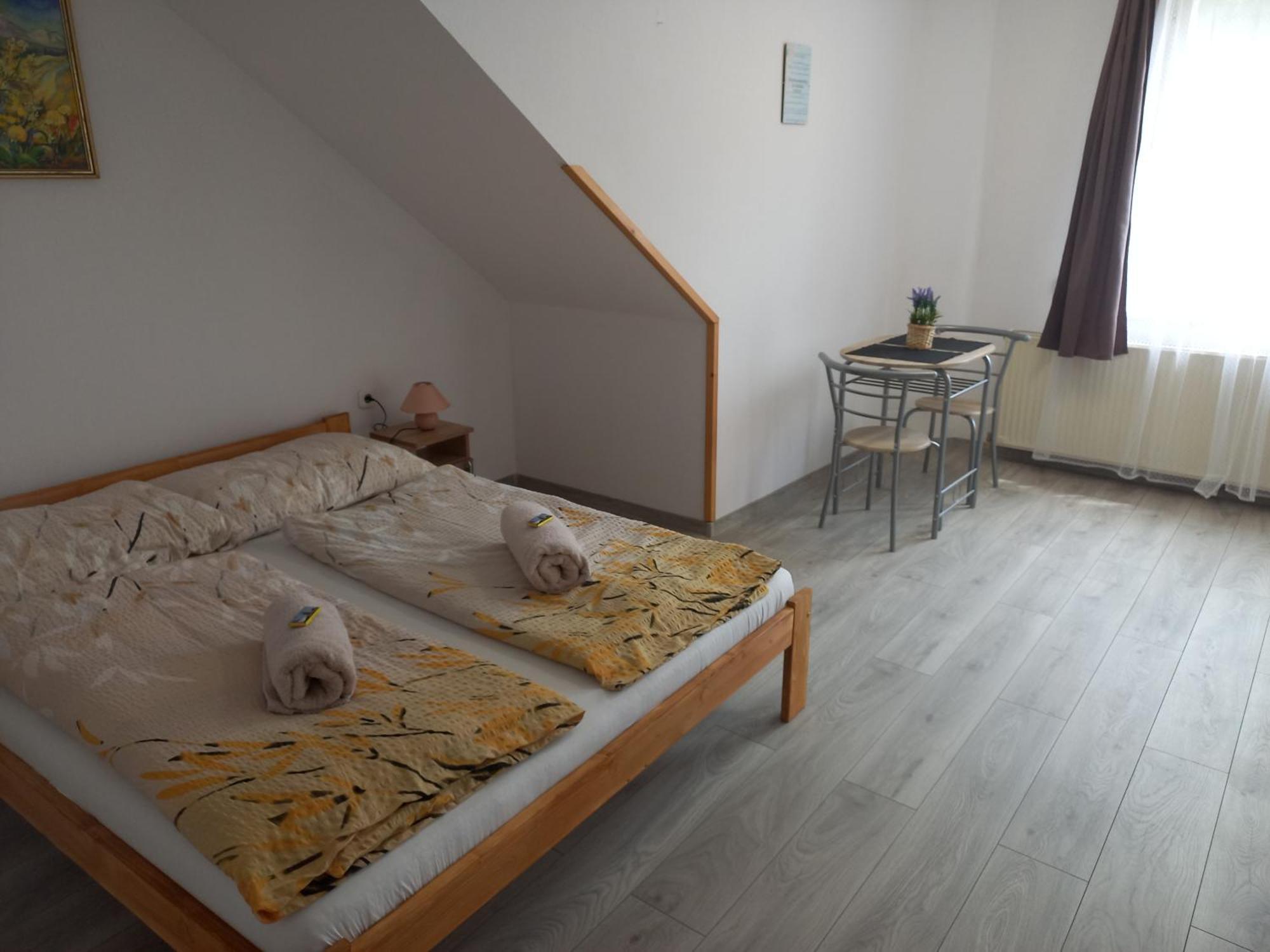Ferienwohnung Julia Vendeghaz Sárospatak Exterior foto