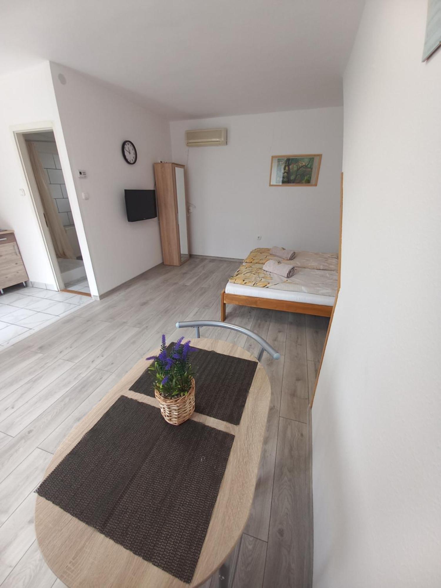 Ferienwohnung Julia Vendeghaz Sárospatak Exterior foto