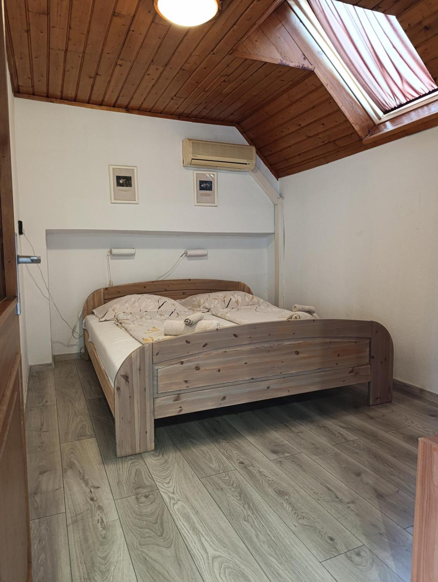 Ferienwohnung Julia Vendeghaz Sárospatak Exterior foto
